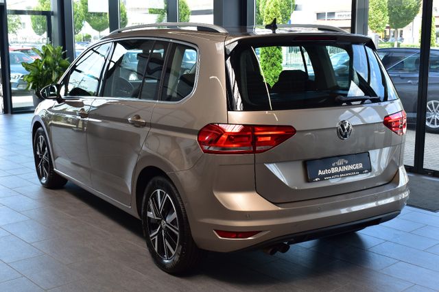 Volkswagen Touran 2.0TDI DSG Highline LED ACC Standheizung