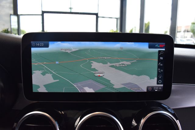 Mercedes-Benz C300de T 9G-tronic AMG-Line LED AHK Navi Distron