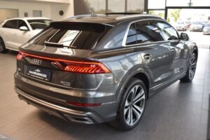 Audi Q8 50TDI Quattro S Line MatrixHD Pano B&O AHK 22