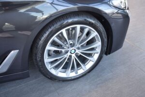 BMW 520d Limo xDrive Automatik Laser LiveCo HUD 19"