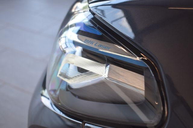 BMW 520d Limo xDrive Automatik Laser LiveCo HUD 19"