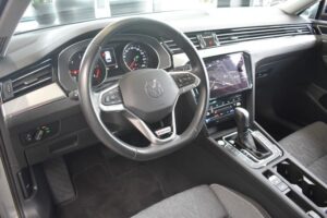 Volkswagen Passat Var 2.0TDI DSG 4Motion IQ-Light ACC VirtC