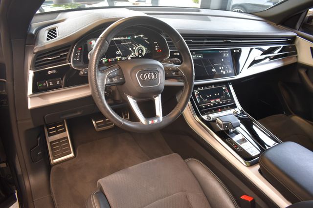 Audi Q8 50TDI Quattro S Line MatrixHD Pano B&O AHK 22