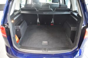 Volkswagen Touran 2.0TDI DSG Highline LED AHK ACC Massage