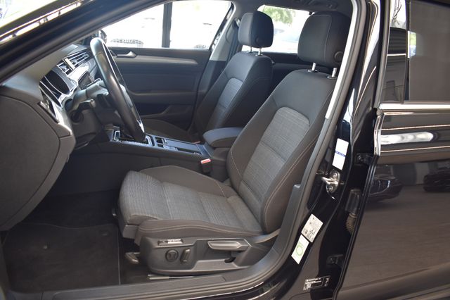 Volkswagen Passat Variant 2.0TDI DSG Business LED Navi ACC