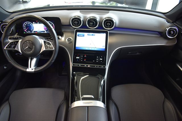 Mercedes-Benz C220d T Avantgarde 9G-tronic LED RFK Distronic