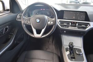 BMW 320d Touring Advantage Aut. Laser LiveC. HuD ACC