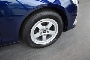 Audi A4 30TDI Avant S-tronic LED Navi3D PDC DAB