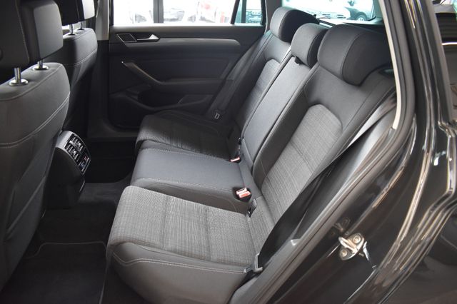 Volkswagen Passat Variant 2.0TDI DSG Business LED ACC RFKam