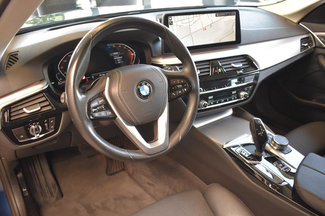 BMW 520d xDrive Touring Autom. Laser Live HeadUp AHK