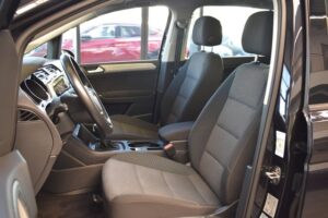 Volkswagen Touran 2.0TDI DSG Comfortline Navi Pano AHK RFK