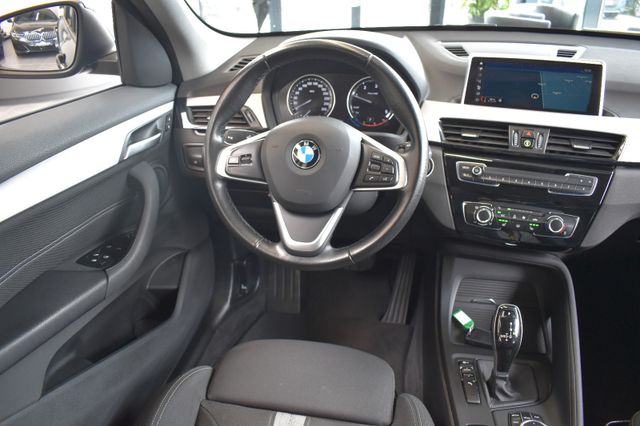 BMW X1 sDrive18d Automatik Navi3D DAB PDC Sportsitze