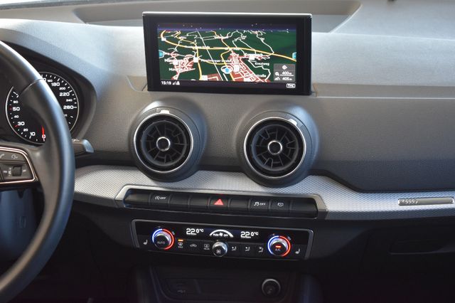 Audi Q2 30TDI S-tronic LED PDC Keyless DAB Sitzhz.