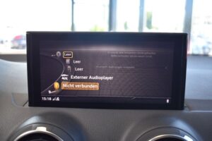 Audi Q2 30TDI S-tronic LED PDC Keyless DAB Sitzhz.