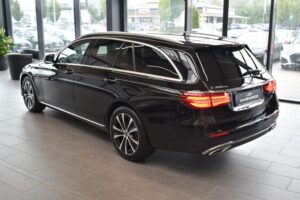 Mercedes-Benz E 300de T Avantgarde 9G-tronic LED HUD Nav Leder