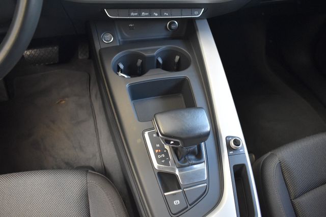 Audi A4 Avant 30TDI S-tronic LED Navi AHK RFKam DAB