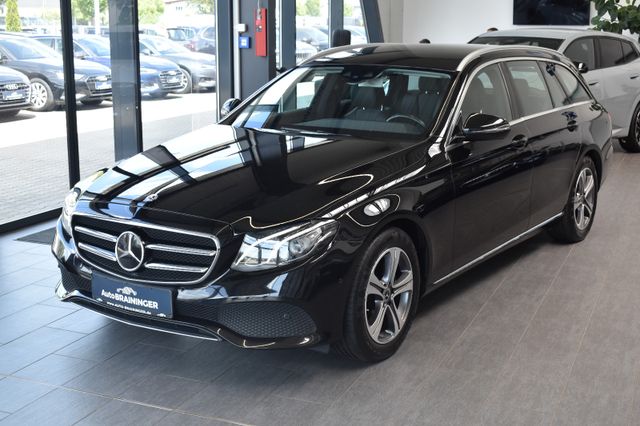 Mercedes-Benz E220d T Avantgarde 9G-tronic LED RFK Burmester