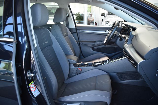 Volkswagen Golf Alltrack 2.0TDI DSG 4Motion LED LiveCo ACC
