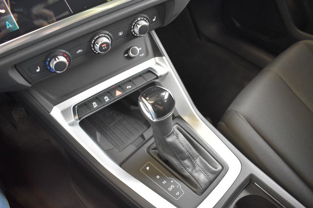 Audi Q3 35TDI S-tronic LED PanoSD DAB Sitzhzg Virtual