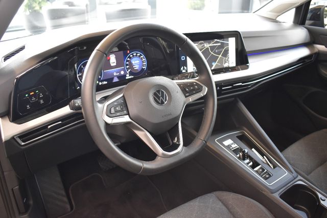 Volkswagen Golf VIII Var. 2.0TDI Life DSG LED AHK ACC ViCo