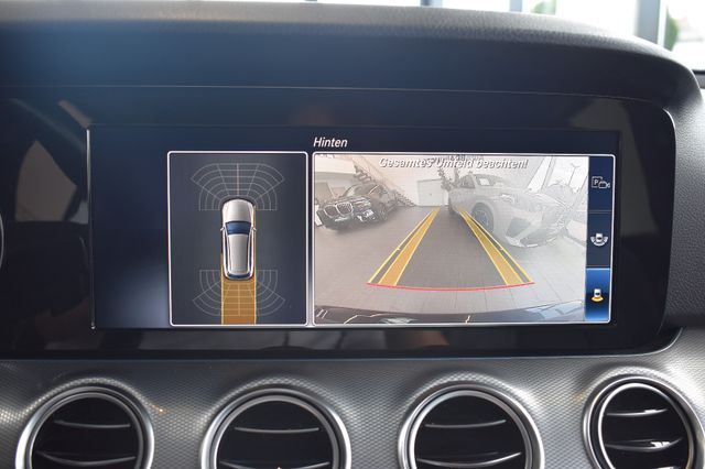 Mercedes-Benz E220d T Avantgarde 9G-tronic LED RFK Burmester