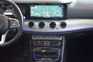 Mercedes-Benz E220d T Avantgarde 9G-tronic LED RFK Burmester