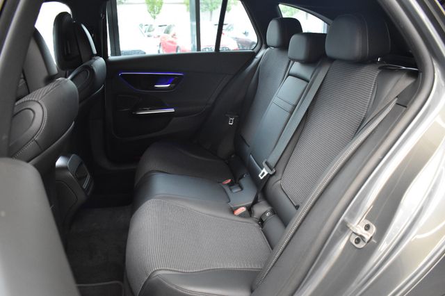 Mercedes-Benz C220d T Avantgarde 9G-tronic LED RFK Distronic