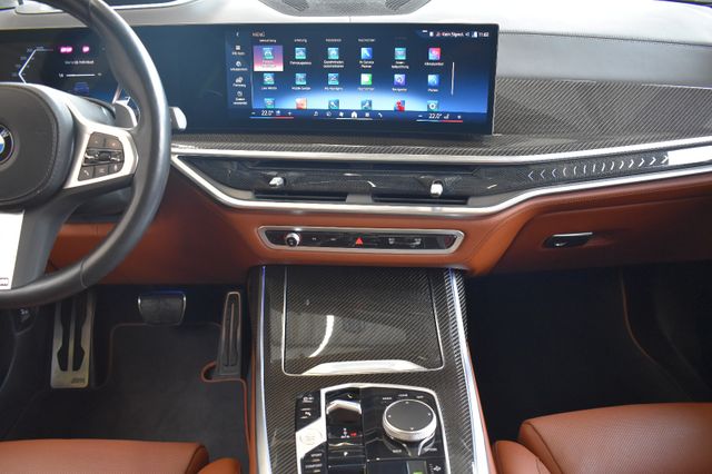 BMW X7 40d xDrive M Sport 7-Sitzer Matrix LCI Pano
