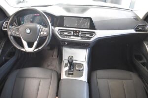 BMW 320d Touring Advantage Aut. Laser LiveC. HuD ACC