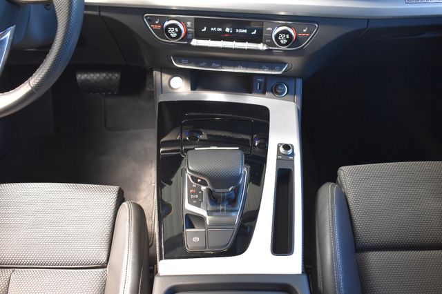 Audi Q5 50TFSIe Sportb. quattro S Line Matrix Virtual