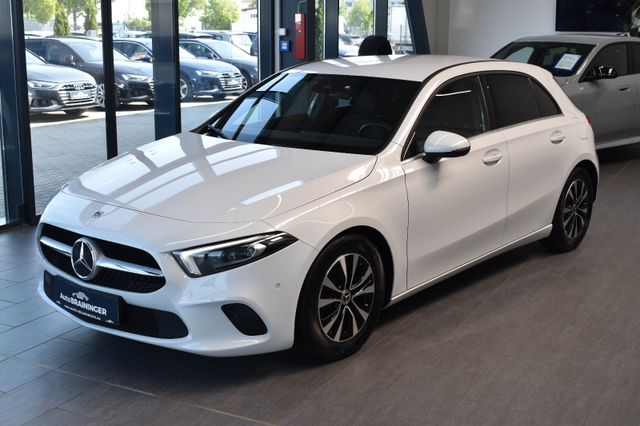 Mercedes-Benz A 200d 8G-DCT Multibeam Leder RFKamera DAB Navi