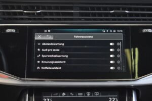 Audi Q8 55TFSIe Quattro Tiptr. S-Line MatrixHD B&O VC