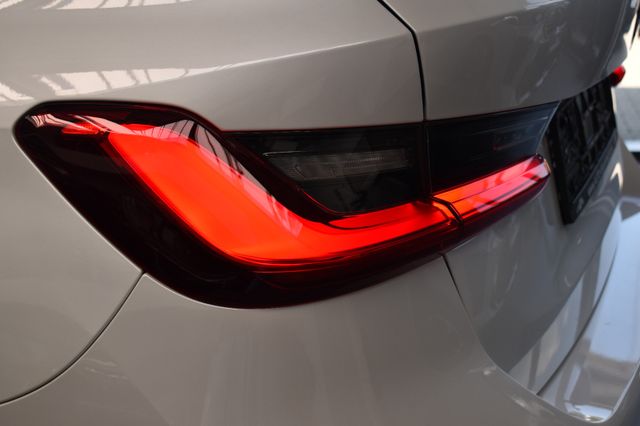 BMW 320d Touring Advantage Aut. Laser LiveC. HuD ACC