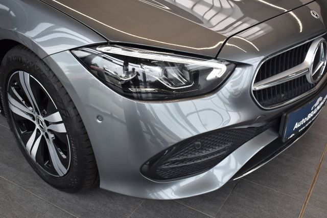 Mercedes-Benz C220d T Avantgarde 9G-tronic LED RFK Distronic
