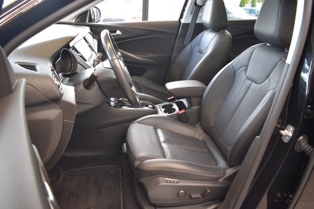 Opel Grandland (X) 1.5D Aut Ultimate LED Pano ACC AHK