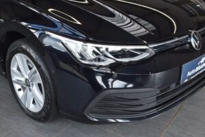 Volkswagen Golf VIII Var. 2.0TDI Life DSG LED AHK ACC ViCo