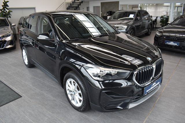BMW X1 sDrive18d Automatik Navi3D DAB PDC Sportsitze