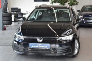 Volkswagen Golf VIII Var. 2.0TDI Life DSG LED AHK ACC ViCo