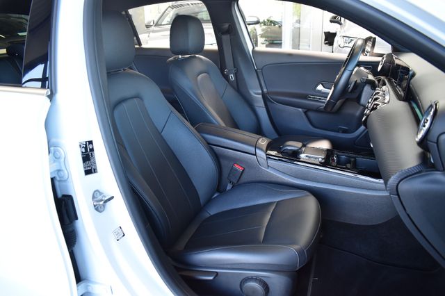 Mercedes-Benz A 200d 8G-DCT Multibeam Leder RFKamera DAB Navi