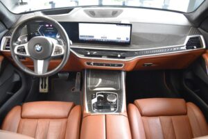 BMW X7 40d xDrive M Sport 7-Sitzer Matrix LCI Pano
