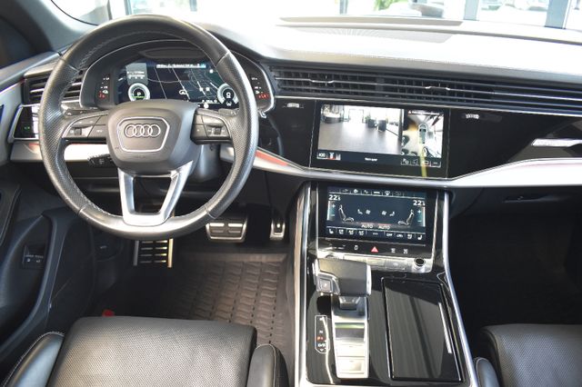 Audi Q8 55TFSIe Quattro Tiptr. S-Line MatrixHD B&O VC