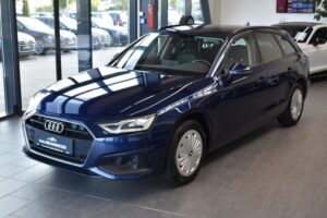 Audi A4 Avant 30TDI S-tronic LED Navi AHK RFKam DAB