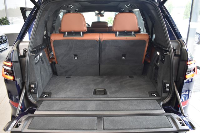 BMW X7 40d xDrive M Sport 7-Sitzer Matrix LCI Pano