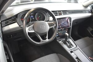 Volkswagen Passat Variant 2.0TDI DSG Business LED ACC RFKam