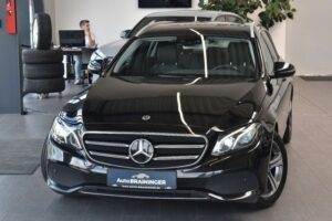 Mercedes-Benz E220d T Avantgarde 9G-tronic LED RFK Burmester