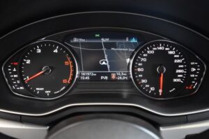 Audi A4 30TDI Avant S-tronic LED Navi3D PDC DAB