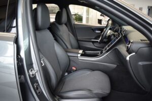 Mercedes-Benz C220d T Avantgarde 9G-tronic LED RFK Distronic