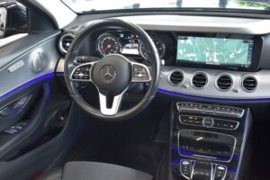 Mercedes-Benz E220d T Avantgarde 9G-tronic LED RFK Burmester
