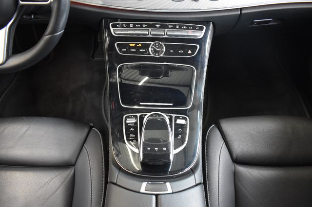 Mercedes-Benz E 300de T Avantgarde 9G-tronic LED HUD Nav Leder