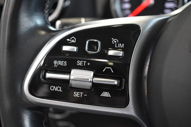 Mercedes-Benz E 300de T Avantgarde 9G-tronic LED HUD Nav Leder